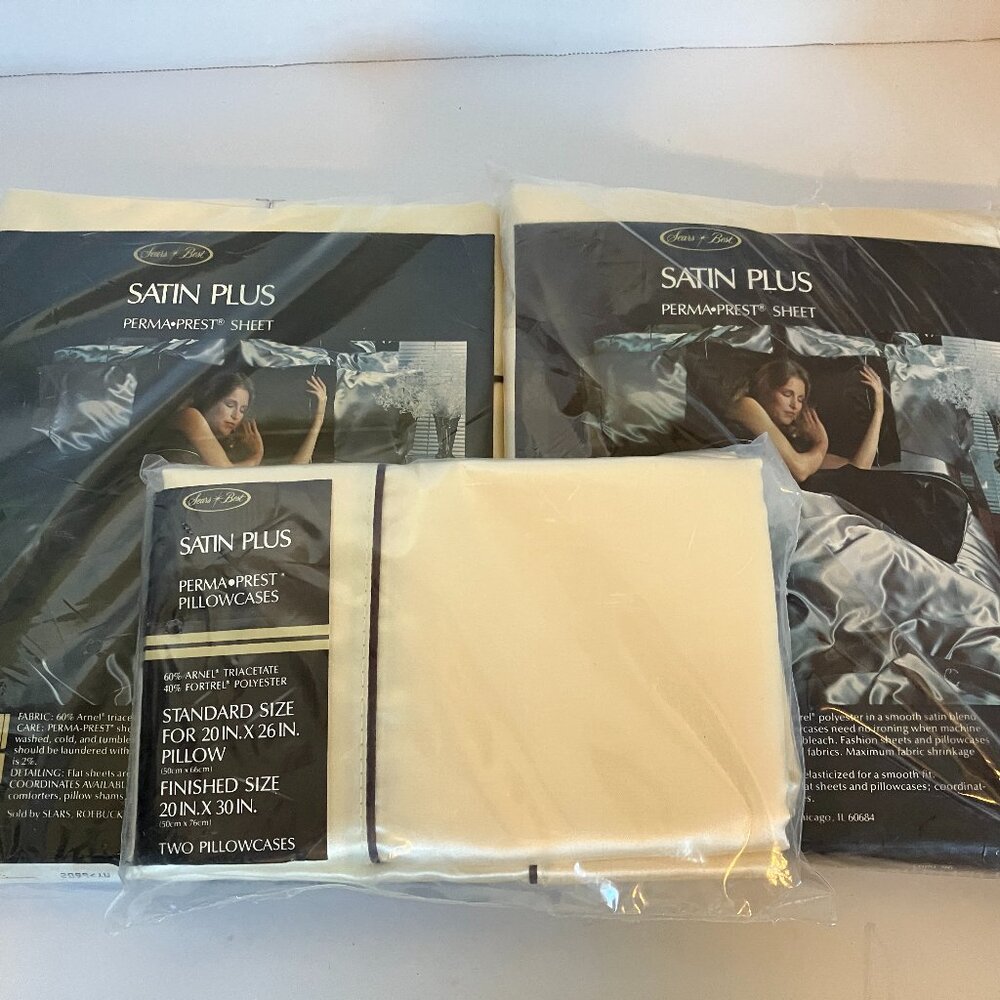 VTG Sears 4 Pcs/Set Satin Sheets Full Size Silky Luxuriously Soft Satin Bed NEW